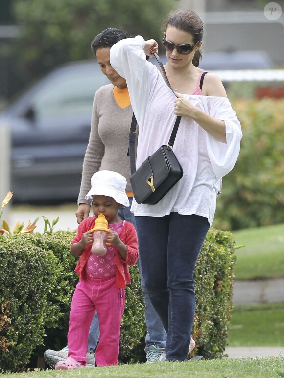 Exclusif - Kristin Davis emmène sa fille Gemma Rose au parc à Brentwood, le 9 Juin 2013.