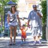 Kevin Federline et sa chérie Victoria Price se sont promenés avec leur fille Jordan à Calabasas Commons à Los Angeles, le 9 juin 2013.