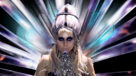 Lady Gaga accusée de contrefaçon : ORLAN démonte le mythe