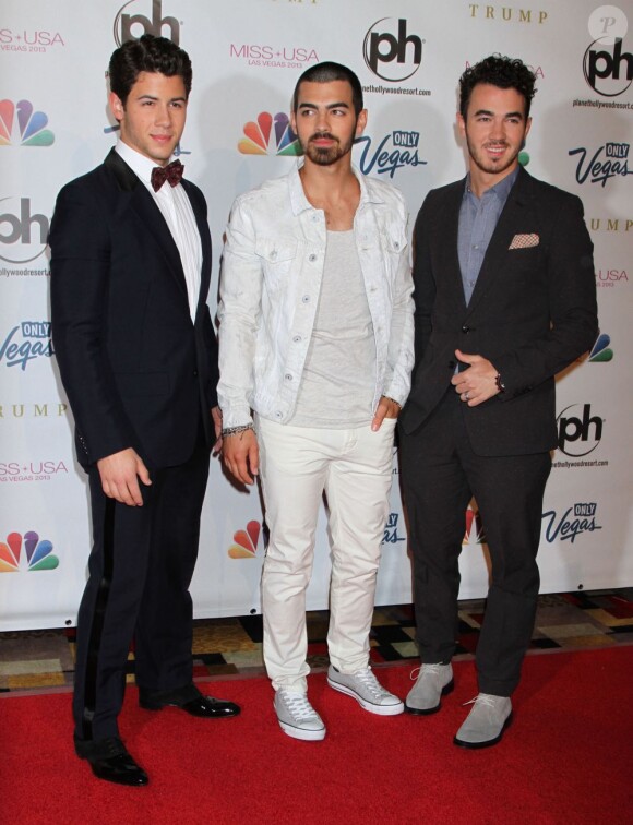 Les Jonas Brothers à l'élection de Miss USA 2013 à Las Vegas, le 16 juin 2013.