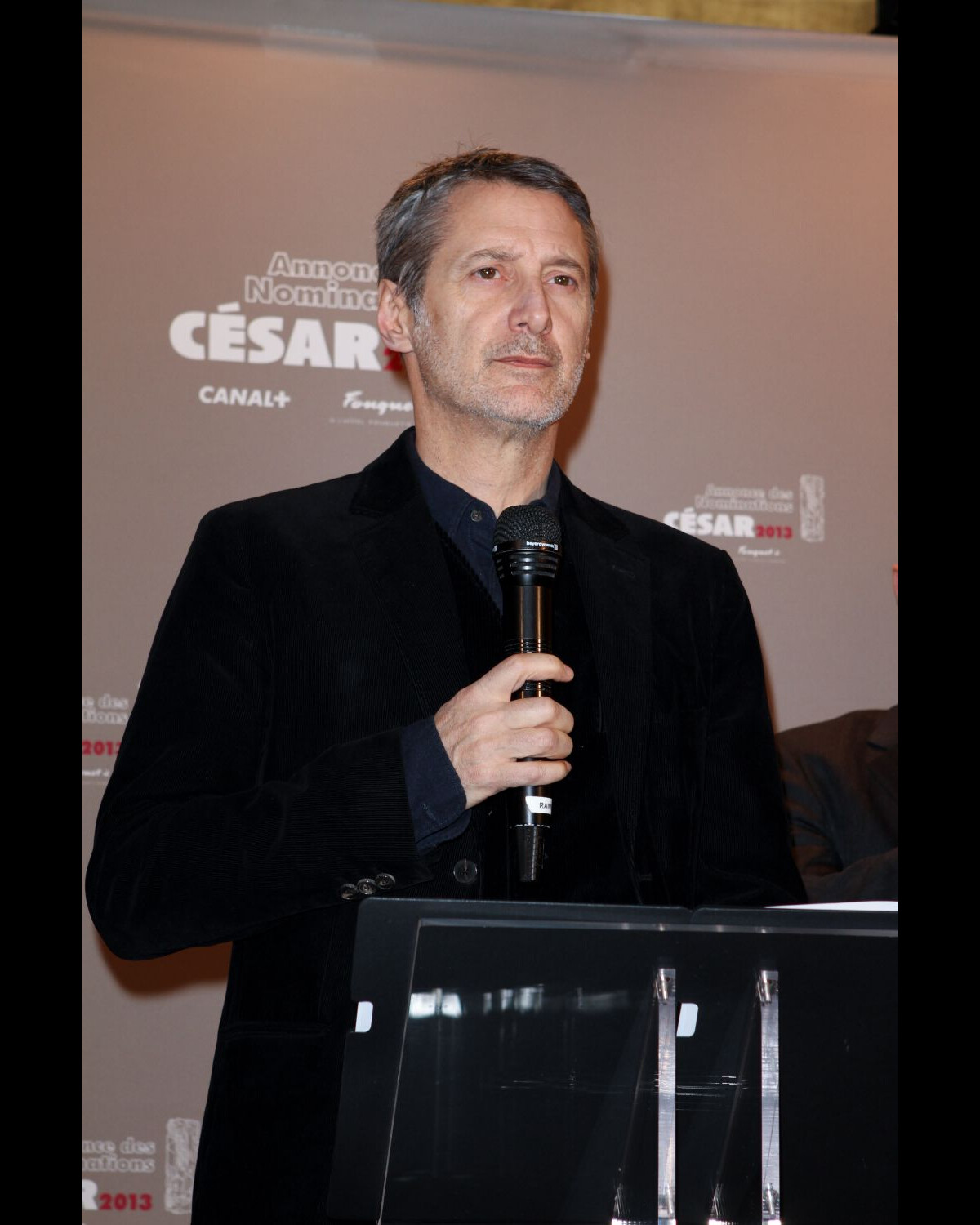 Photo : Antoine De Caunes Lors De L'annonce Des Nominations Des César ...