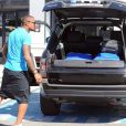 Exclusive - Kevin-Prince Boateng et sa compagne Melissa Satta quittent Ibiza en jet privé le 12 juin 2013.