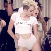 Miley Cyrus, déchaînée dans le clip de We Can't Stop.