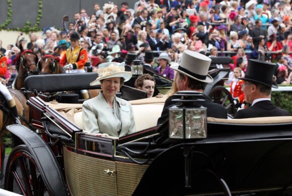 La princesse Anne arrive au Royal Ascot le 20 juin 2013