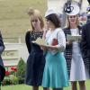 Beatrice et Eugenie d'York lors du Ladies' Day le 20 juin 2013 au Royal Ascot.