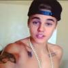 Justin Bieber, hilare et probablement sous l'effet de la drogue, n'a pas hésité à poster une étrange vidéo sur Instagram, le 20 juin 2013.