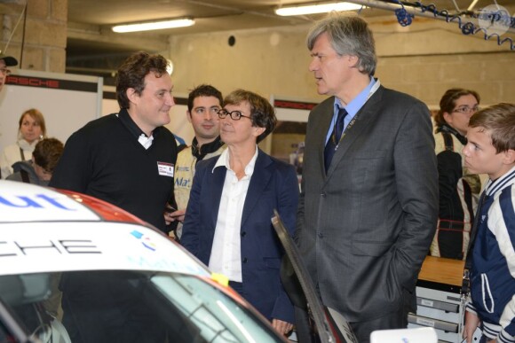 La ministre des Sports Valérie Fourneyron et le ministre de l'Agriculture Stéphane Le Foll lors des 24 Heures du Mans le 22 juin 2013.