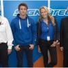 Exclusif : Estelle Lefébure entourée de Bernard Ollivier PDG de la société des automobiles Alpine-Caterham, de Carlos Tavares Directeur général délégué aux opérations Renault et le pilote Nelon Panciatici.