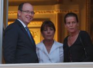 Caroline et Stéphanie de Monaco, complices et rieuses avec leur frère Albert