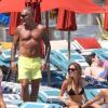 Christian Audigier et sa fiancée Nathalie Sorensen en vacances à Mykonos le 24 juin 2013.