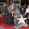 Johnny Depp, Jerry Bruckheimer lors de la remise de l'étoile de Jerry Bruckheimer sur Hollywood Boulevard à Los Angeles le 24 juin 2013