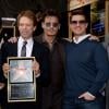 Martin Lawrence, Johnny Depp, Jerry Bruckheimer et Bob Iger lors de la remise de l'étoile de Jerry Bruckheimer sur Hollywood Boulevard à Los Angeles le 24 juin 2013