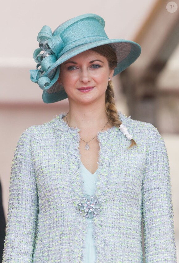 La ravissante Stpéhanie de Lannoy, désormais princesse de Luxembourg, durant la fête nationale le 23 juin 2013.