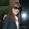 Exclusif - Carla Bruni rentre à son hôtel après avoir fait la promotion de son nouvel album Little French Songs. Le 24 juin 2013 à New York. La chanteuse tenait dans sa main une cigarette électronique.