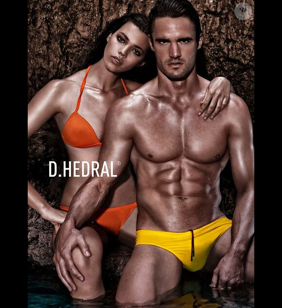 Le sexy Thom Evans a posé avec la sublime Paolla Rahmeier pour la marque D. Hedral.