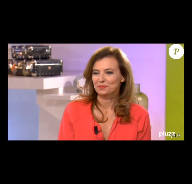 Valérie Trierweiler était sur le plateau de C à vous, émission présentée par Alessandra Sublet. Jeudi 27 juin 2012.