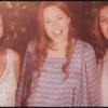 Les jolies Natasha St-Pier, Elisa Tovati et Sonia Lacen dans le clip de Rappelle-toi. deuxième extrait de l'album Thérèse, Vivre d'amour.