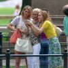 Cameron Diaz, Kate Upton et Leslie Mann filment une scène du film The Other Woman à Central Park. New York, le 27 juin 2013.