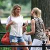 Kate Upton et Cameron Diaz sur le tournage de The Other Woman à Central Park. New York, le 27 juin 2013.