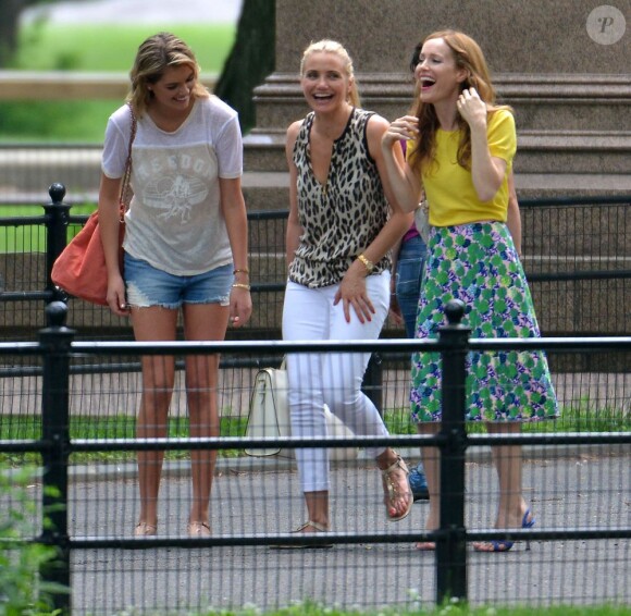 Cameron Diaz, Kate Upton et Leslie Mann filment une scène du film The Other Woman à Central Park. New York, le 27 juin 2013.