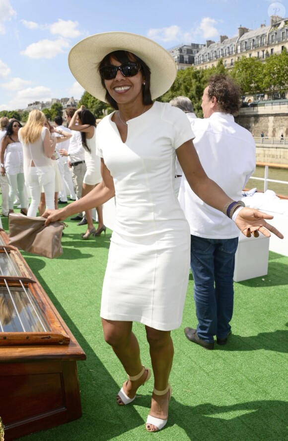 Audrey Pulvar lors de la 3ème édition du Brunch Blanc-Une croisiere sur la Seine à Paris le 30 juin 2013