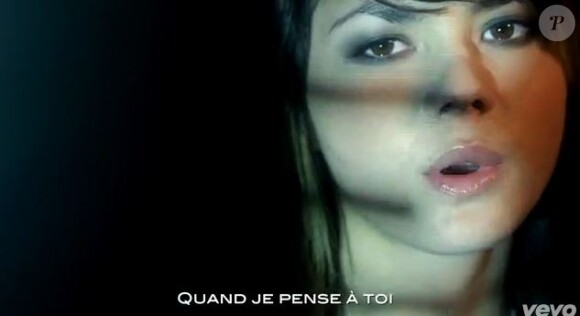 Sophie-Tith dans le clip de son deuxième single T'es beau, extrait de Premières rencontres, sorti dans les bacs le 1er juillet 2013.