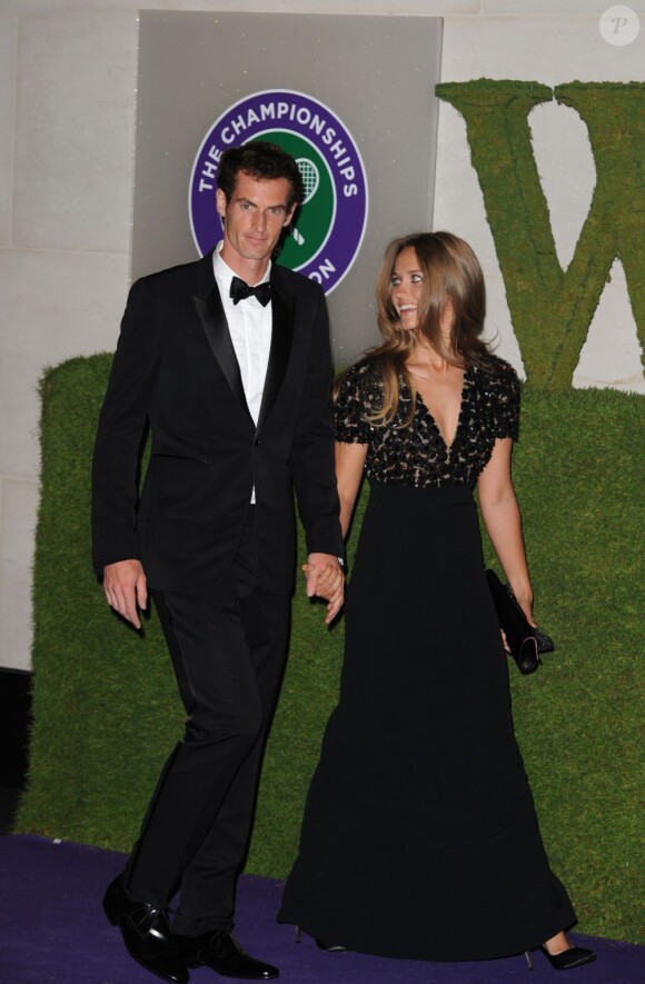 Andy Murray et sa compagne Kim Sears Andy Murray et sa compagne Kim Sears lors du dîner des champions de Wimbledon qui se tenait à l'hôtel Intercontinental de Londres le 7 juillet 2013