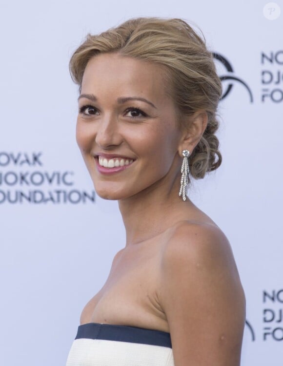 Jelena Ristic lors du dîner organisé pour récolter des fonds en faveur de la Fondation Novak Djokovic le 8 juillet 2013 à la Roundhouse de Camden à Londres