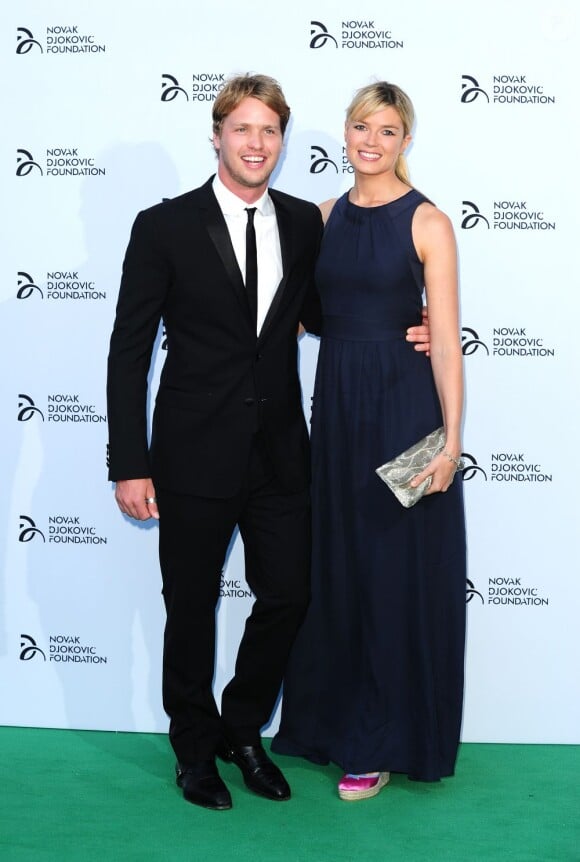 Sam et Isabella Branson lors du gala donné en l'honneur de la Fondation Novak Djokovic le 8 juillet 2013 à la Roundhouse de Camden à Londres