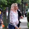 Naomi Watts métamorphosée en prostituée enceinte pas très élégante pour les besoins du film St Vincent de Van Nuys à New York le 10 juillet 2013