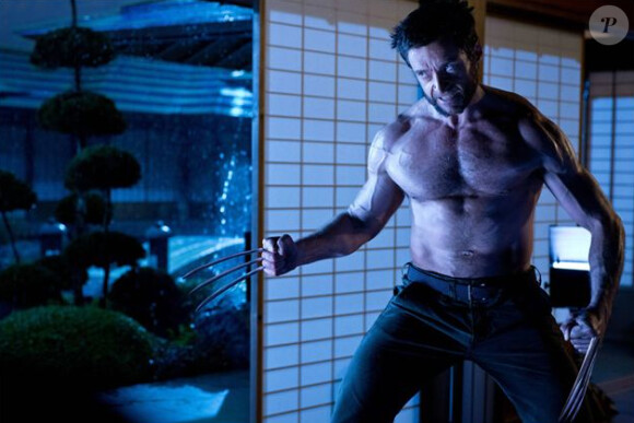 Hugh Jackman, torse-nu dans Wolverine - le combat de l'immortel