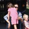 Jennifer Garner emmène ses trois enfants, Violet, Seraphina et Samuel, au parc à Pacific Palisades, le 15 juillet 2013