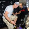 Cut Killer et Tony Parker présentaient les nouveaux skateboard électriques Maverix au centre commercial Les Quatre Temps à La Défense le 17 juillet 2013