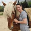 La ravissante Adeline Blondieau, à Beaurecueil, pendant le tournage du docu-réalité "Le cheval, c'est trop génial", le 2 mai 2013. Diffusion dès le 5 août sur Gulli.
Adeline Blondieau, cavalière émérite, guidera six ados passionnés de cheval au sein d'un centre équestre près d'Aix-en-Provence pendant dix semaines. Entre entraînements équestres et autres activités, les enfants et Adeline Blondieau ne se sont pas ennuyés.