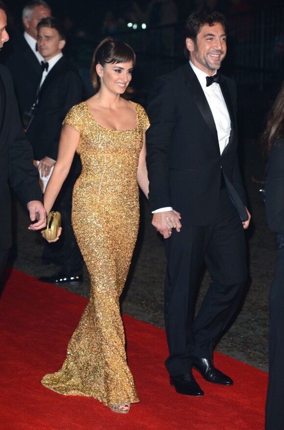 Javier Bardem et Penélope Cruz lors de l'avant-première de Skyfall le 23 october 2012 à Londres