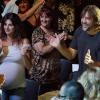 Penélope Cruz, très enceinte, et Javier Bardem lors d'un show au Price Circus Theater à Madrid le 20 juillet 2013