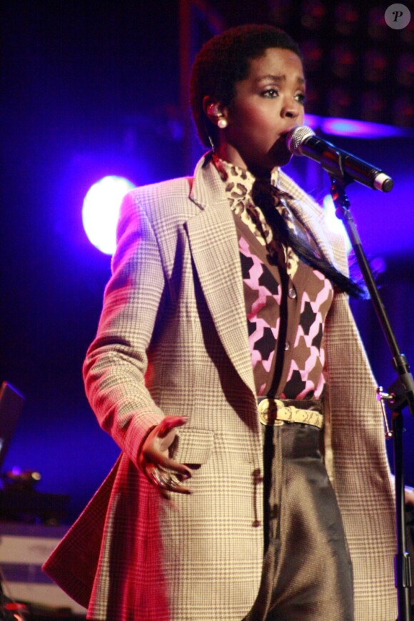 Le rappeur Nas et la chanteuse Lauryn Hill en concert à Philadelphie, le 7 novembre 2012.