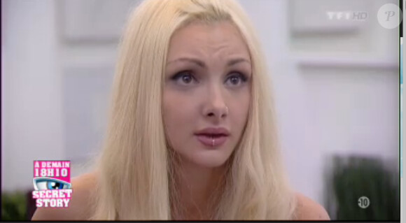 Florine punie par La Voix dans la quotidienne de Secret Story 7 le mercredi 24 juillet 2013 sur TF1