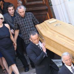 Les funérailles de Bernadette Lafont à Saint-André-de-Valborgne le 29 juillet 2013 (Images France 3)