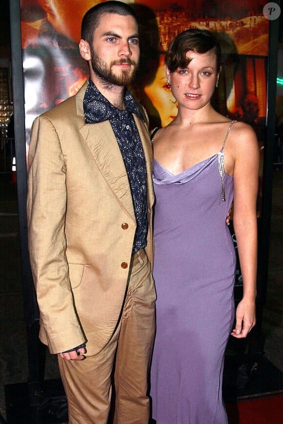 Wes Bentley et sa femme de l'époque Jennifer Quanz à Westwood le 17 septembre 2002.