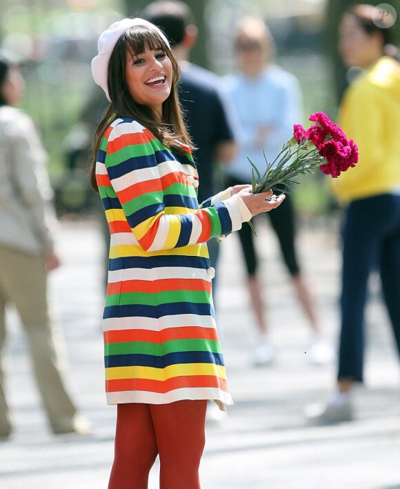 Lea Michele sur le tournage de la 4e saison de Glee à New York, le 26 avril 2011.