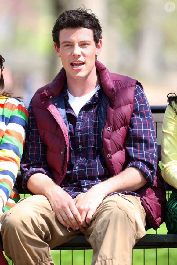 Cory Monteith sur le tournage de la 4e saison de Glee à New York, le 26 avril 2011.