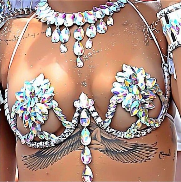 Rihanna, ultra sexy pour la parade du festival Crop Over 2013 à la Barbade. Le 5 août 2013.
