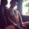 Rihanna, très légèrement vêtue avec un ensemble parée de bijoux, se rend à la parade du festival Crop Over 2013 dans sa Barbade natale. Le 5 août 2013.