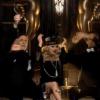 Fergie dans le clip de son titre A Little Party Never Killed Nobody (All We Got), extrait de la bande originale du film Gatsby le Magnifique de Baz Lurhmann et dévoilé le 6 août 2013.
