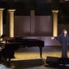 Juliette Greco, accompagnée au piano par son mari Gérard Jouannest, en concert le 7 août 2013 au Festival de Ramatuelle. Une représentation qu'elle a dû écourter, victime d'un coup de chaud.