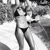 Rihanna en vacances : Sirène bling-bling, encore des photos très hot en bikini !