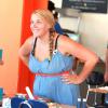 Exclusif - Busy Philipps se rend dans une boutique de confection de gâteaux à West Hollywood, le 9 août 2013.