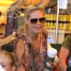 Heidi Klum fait du shopping à "Whole Foods", accompagnée de son petit ami Martin Kirsten et de ses enfants à Brentwood, le 11 août 2013.