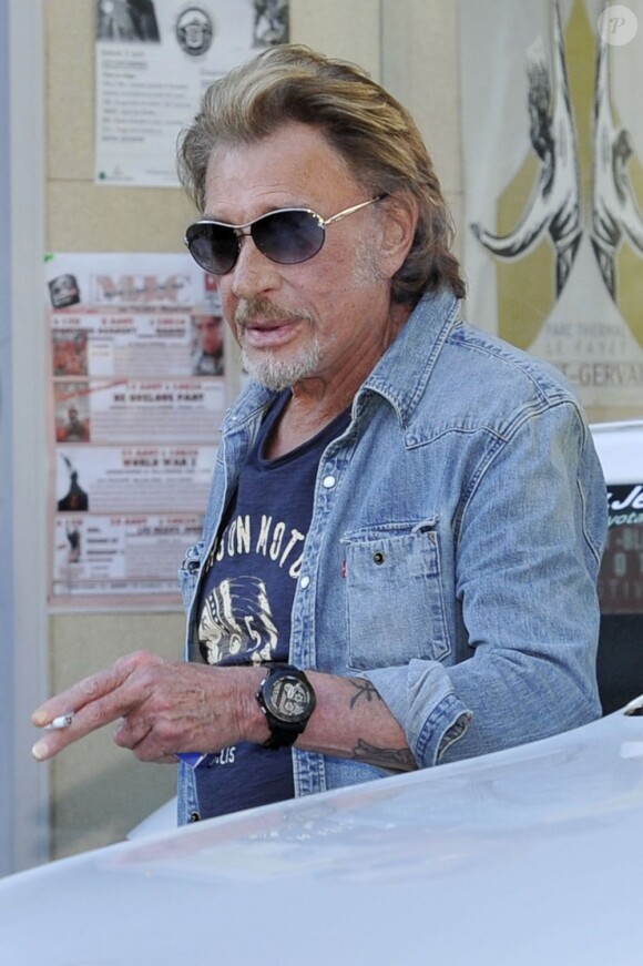 Johnny Hallyday pendant le dernier jour de tournage du film "Salaud, on t'aime" à Saint-Gervais-les-Bains, le 31 juillet 2013.